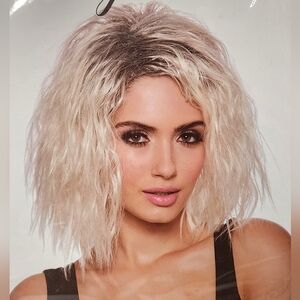 Dreamgirl Short Wavy Blonde Shadow Root Wig